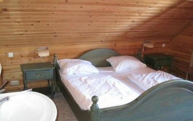 Holzhaus Am Silbersee