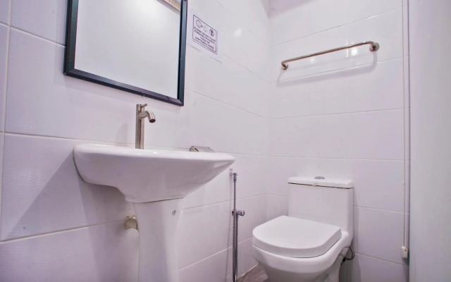 OYO 1126 Gs Hotels (Sanitized Stay)
