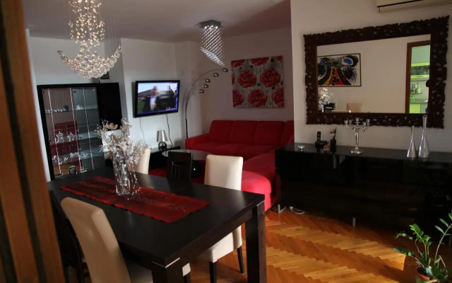 Luxurious Apartment Majda, 2 bathrooms and free parking