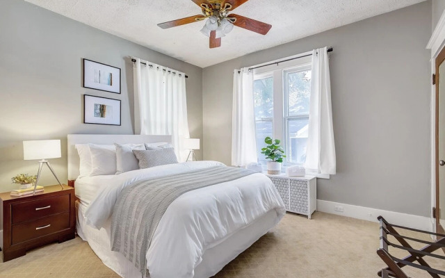 Amazing Home Washington Park Theater Gym