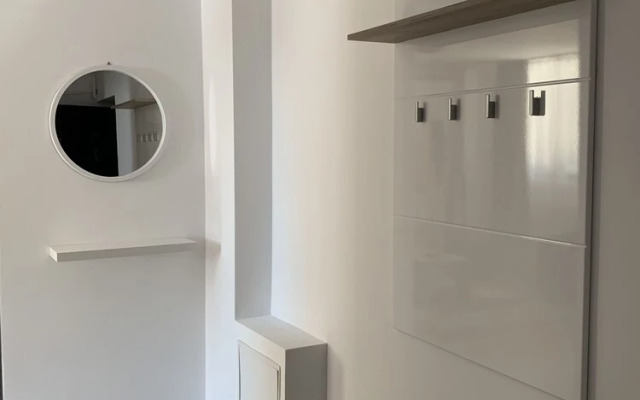 Two Room Apartment Militari Residence M8