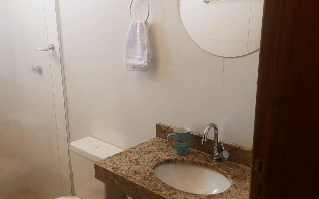 2 suítes c/ Ar, Piscina, Churrasqueira, 500mt Mar