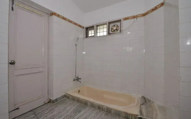 Oyo Home 16133 2Bhk Luxury Farmhouse