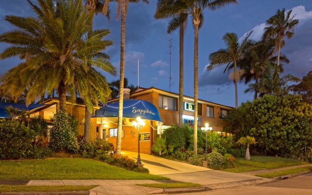 Sapphire Palms Motel