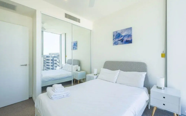 Sofun Apartment In Newstead