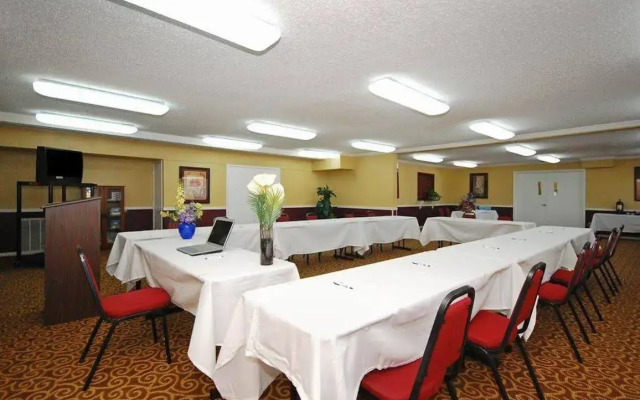 SureStay Hotel by Best Western Deer Park