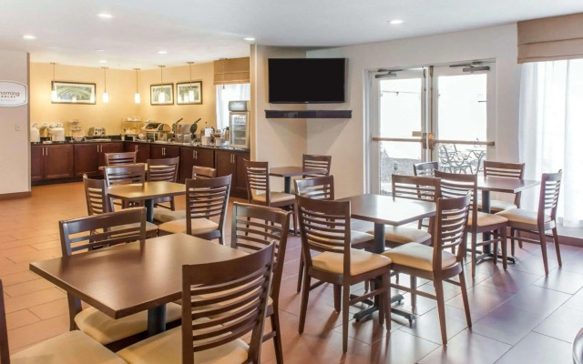 MainStay Suites Pittsburgh Airport