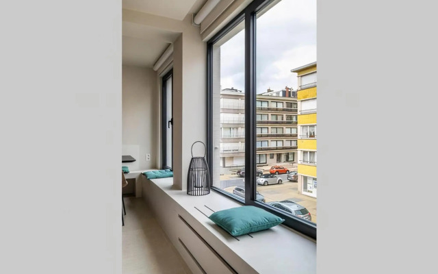 Fully renovated magnificent apt 50m from the beach