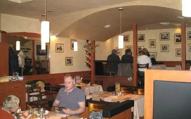 Szilfa Étterem Mariann Apartman