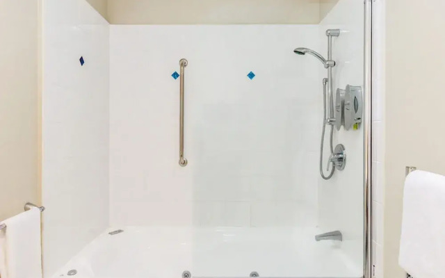 Raumati Sands Resort