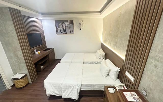 A25 Hotel - 274 De Tham