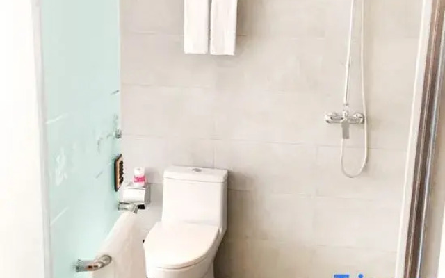 Ouya Business Hotel