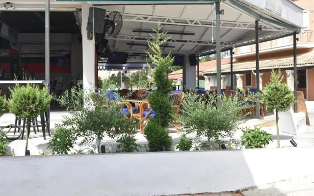 Kokkinia Gardens