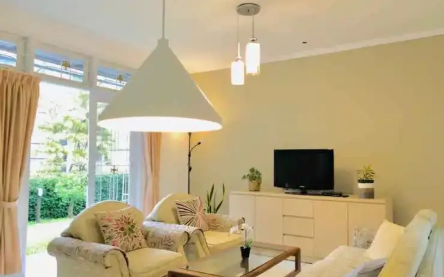 Woodhill Villa Kota Bunga by Citrus House