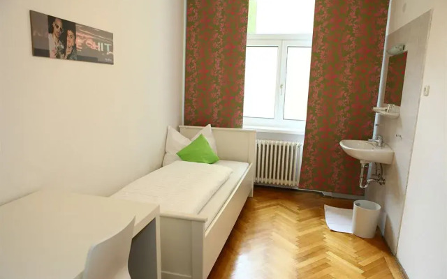 Hostel & Guesthouse Kaiser 23