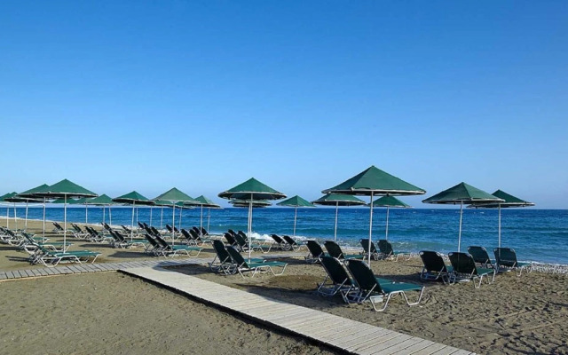Matoula Beach Hotel