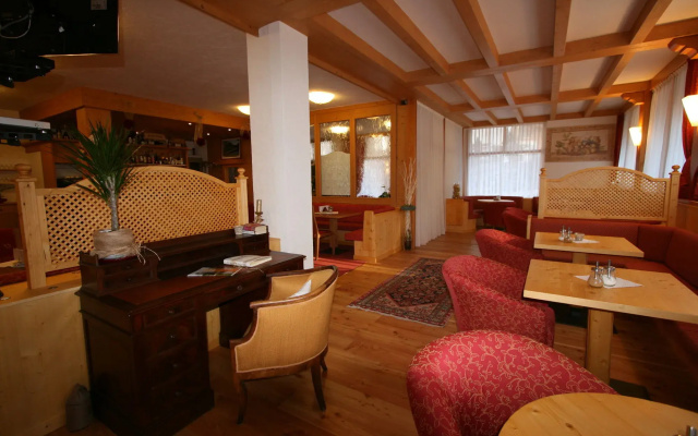 Hotel Garni Lago Nembia