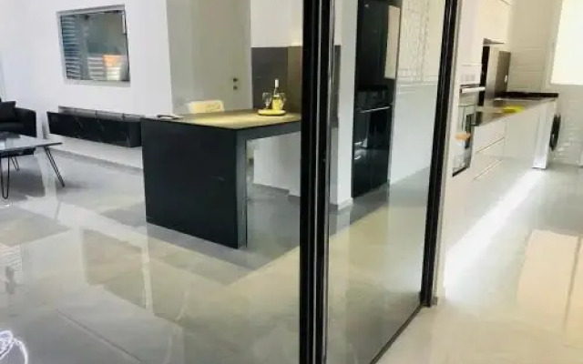 New! luxus- Best suit 2 minutes fromTel Aviv