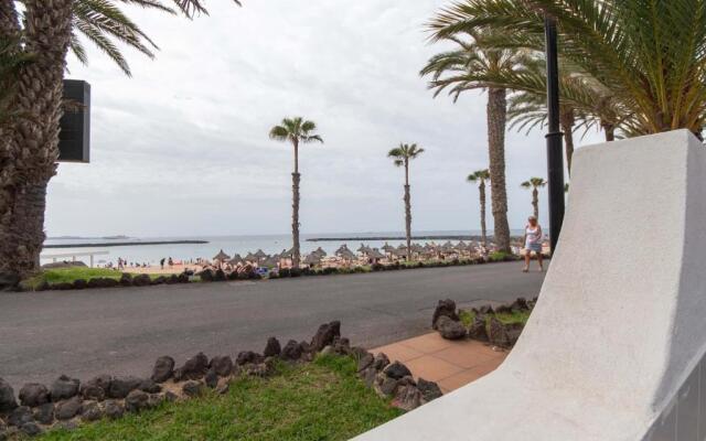 Parque Santiago III 200 - Two Bed overlooking beach and ocean