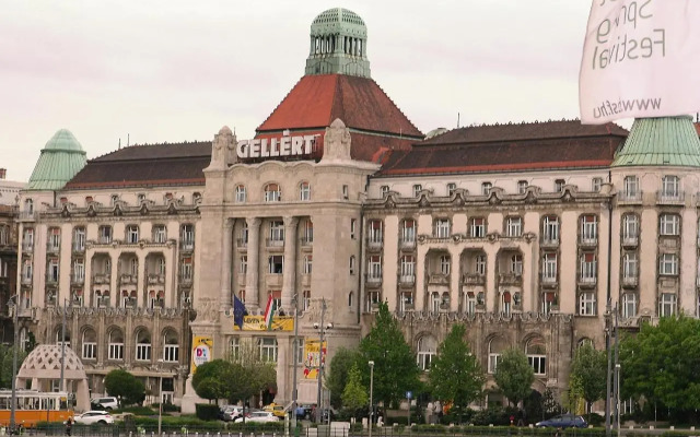 Budapest Center Apartments-Tomy