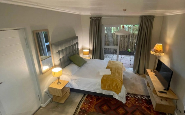 Sarah's Place- Manor House