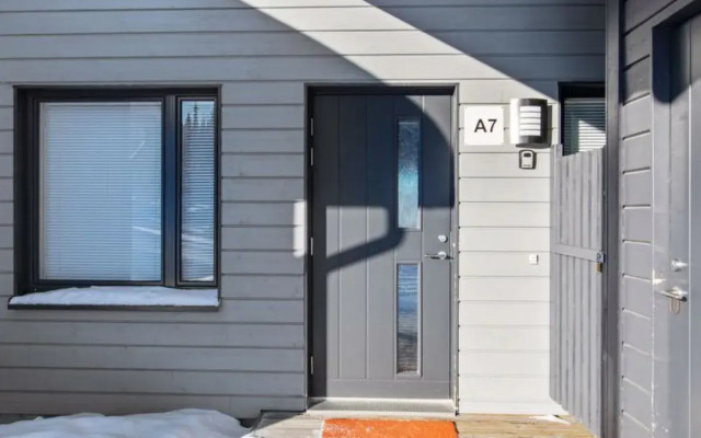 Skivillas 78 ukkohalla (7)