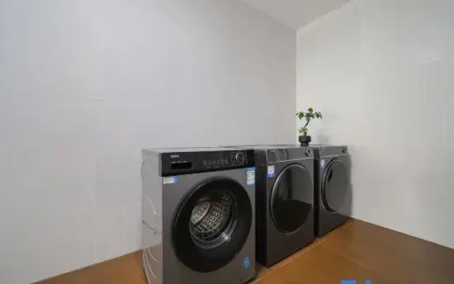 Yuyuan Homestay (Kaifeng Millennium City Park)
