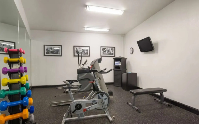 Best Western Parkside Inn