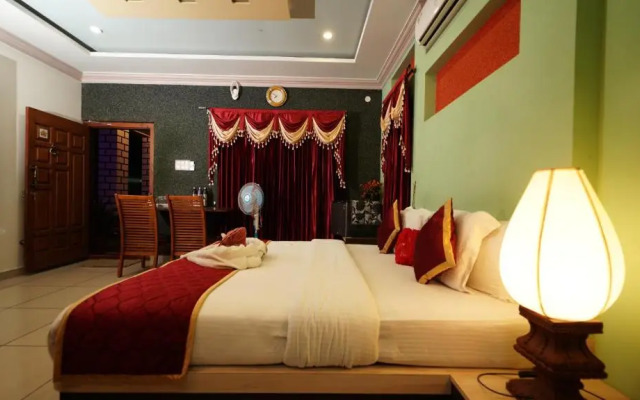 Srinikethana Home Stay with Swimming Pool