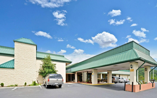 Magnuson Hotel Mountain View