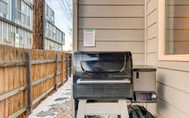 Denver Townhome in Highlands w/ Spacious Yard!