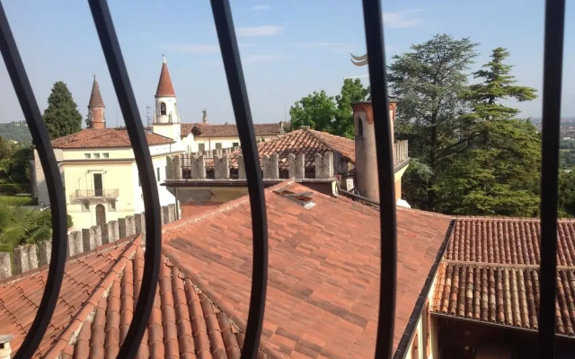 San Dionigi Apartments
