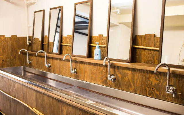 Merry Gate Osaka - Hostel