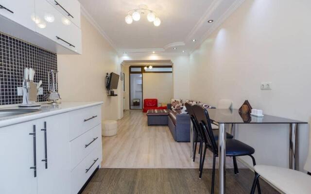 Modern 1BR In The Heart of Batumi