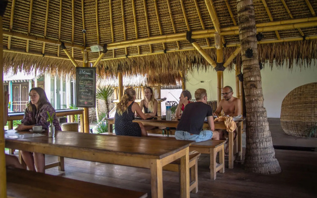 Captain Coconuts Gili Air