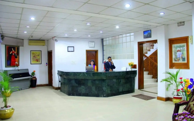 Aristocrat Inn