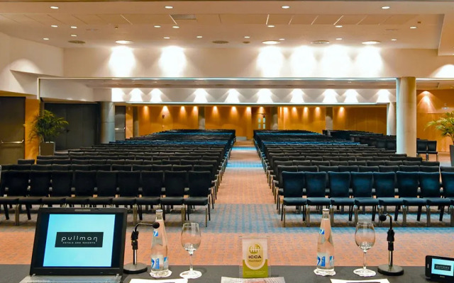 Sofitel Barcelona Skipper