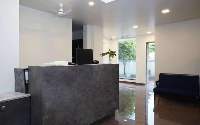 OYO 23670 Hotel Resonare Residency