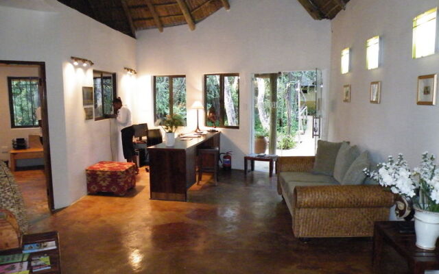 Kwena Chalets