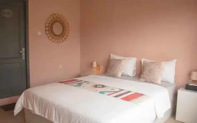 Villa Holy - Travelholic in Behind Nature