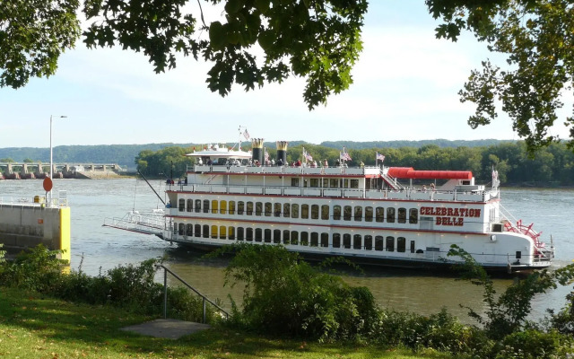 Best Western Plus Steeplegate Inn