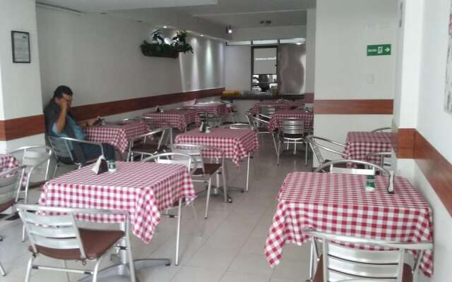 Golden Suite Pereira