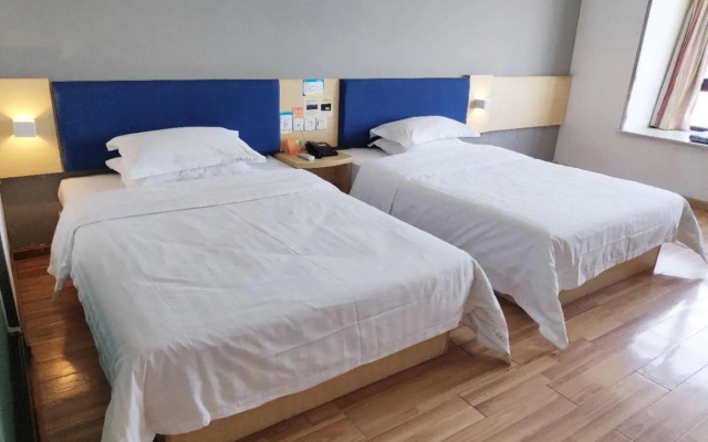 7 Days Inn Chengdu Chengyu Flyover Metro Station Branch – Guest Rooms – Chengdu