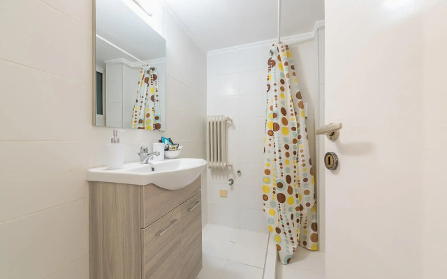 Athens Boutique Apartment  by Cloudkeys