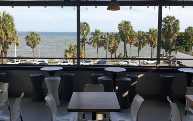 Hotel Blue Malecón