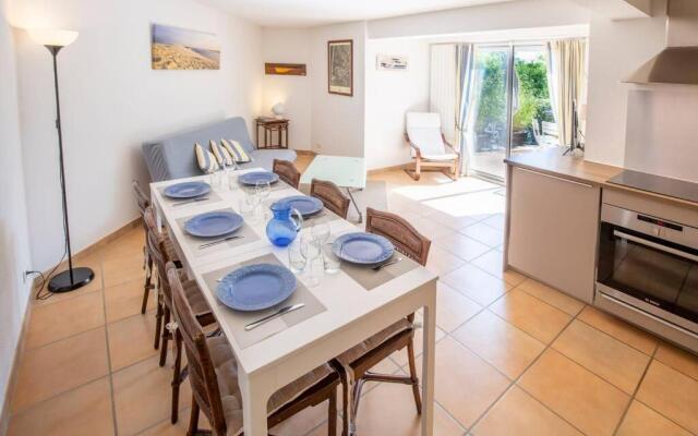 Forest flat / Terrasse-spa-bbq-10min à pieds de la plage