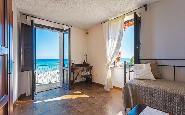 Apartment in Santa Caterina by Private Beach