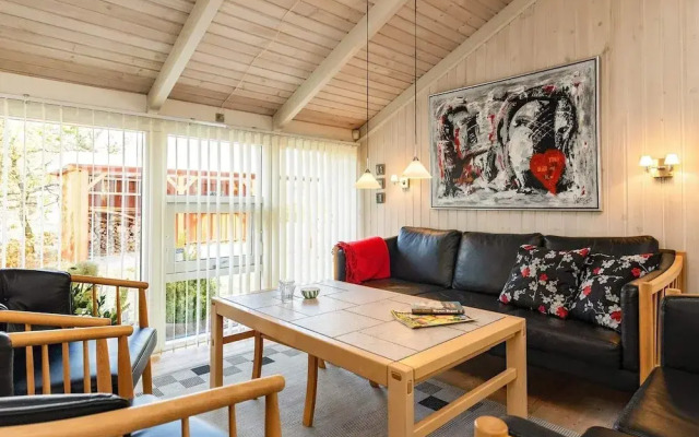 6 Person Holiday Home in Hals