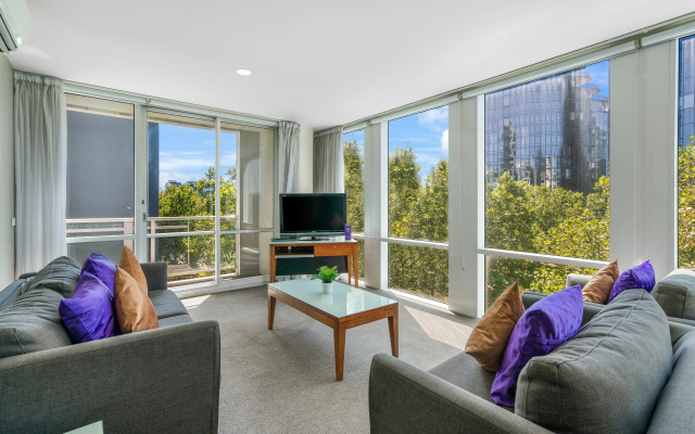 Park Regis Griffin Suites