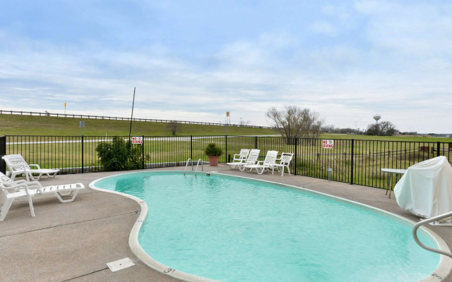 Americas Best Value Inn Schulenburg